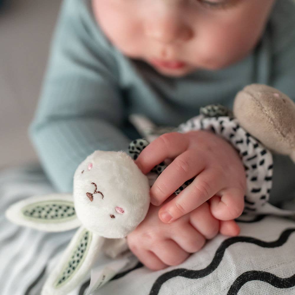 Baby Wrist Rattles Set of 2 Soft Sensory Toys for Newborns and Infants